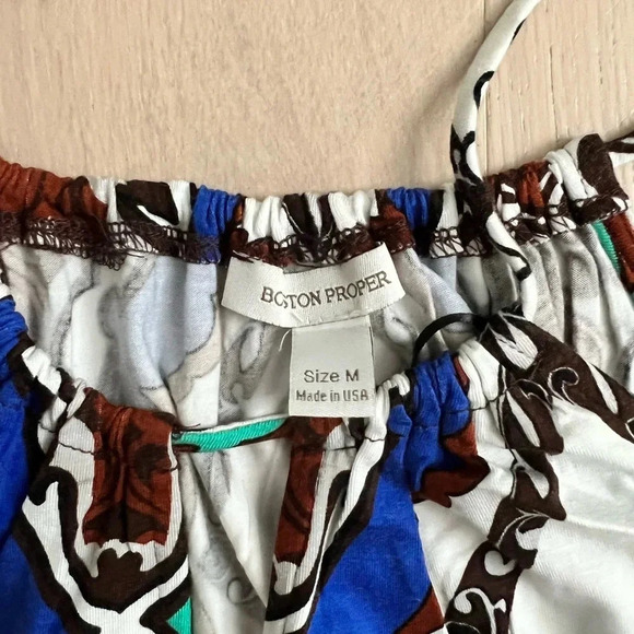 Boston Proper Patterned Key Hole Tank - Picture 3 of 3